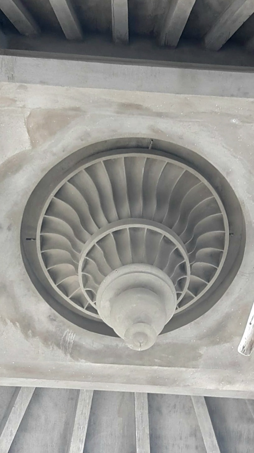 Ferro work of central Chhatrakamal at ShaniShingnapur.jpg